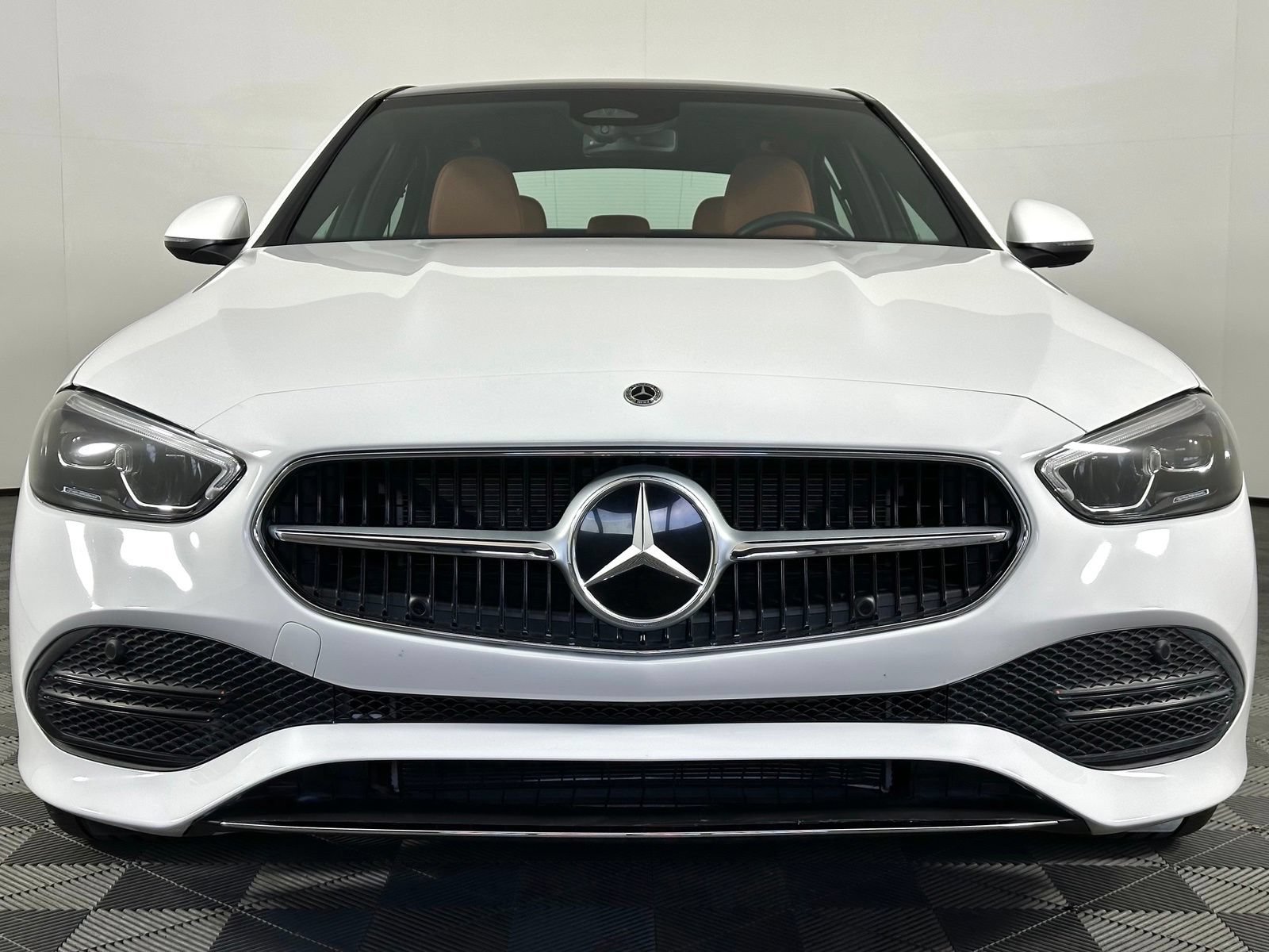Used 2025 Mercedes-Benz C 300 Sedan image 23