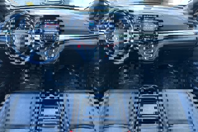 Used 2024 Honda Odyssey Sport image 15