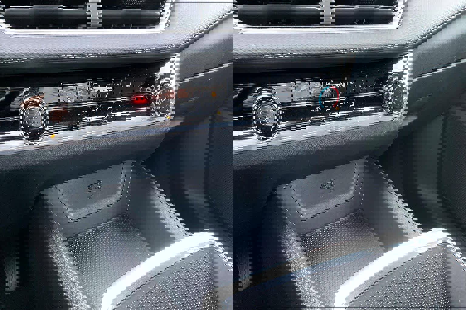 Certified 2025 Chevrolet Equinox LT image 32