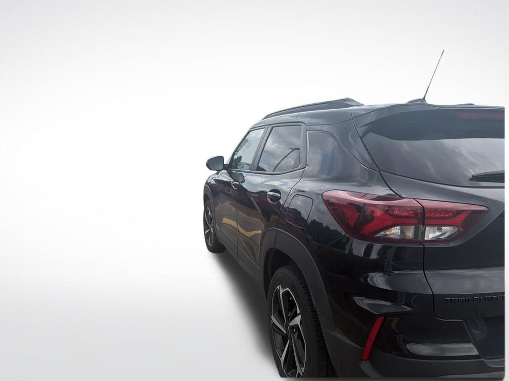 Used 2022 Chevrolet TrailBlazer RS FWD image 6