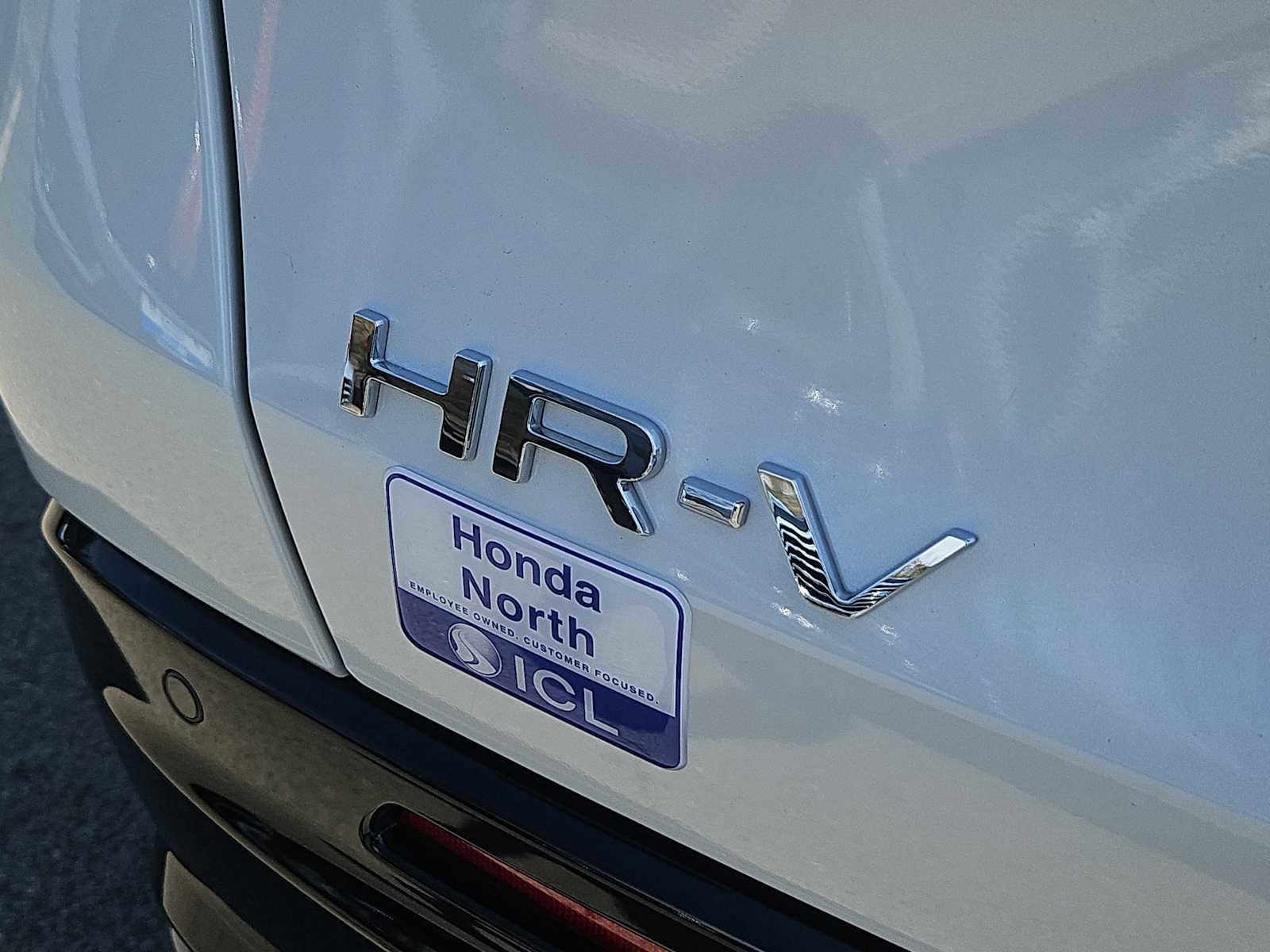 Used 2024 Honda HR-V EX-L image 12
