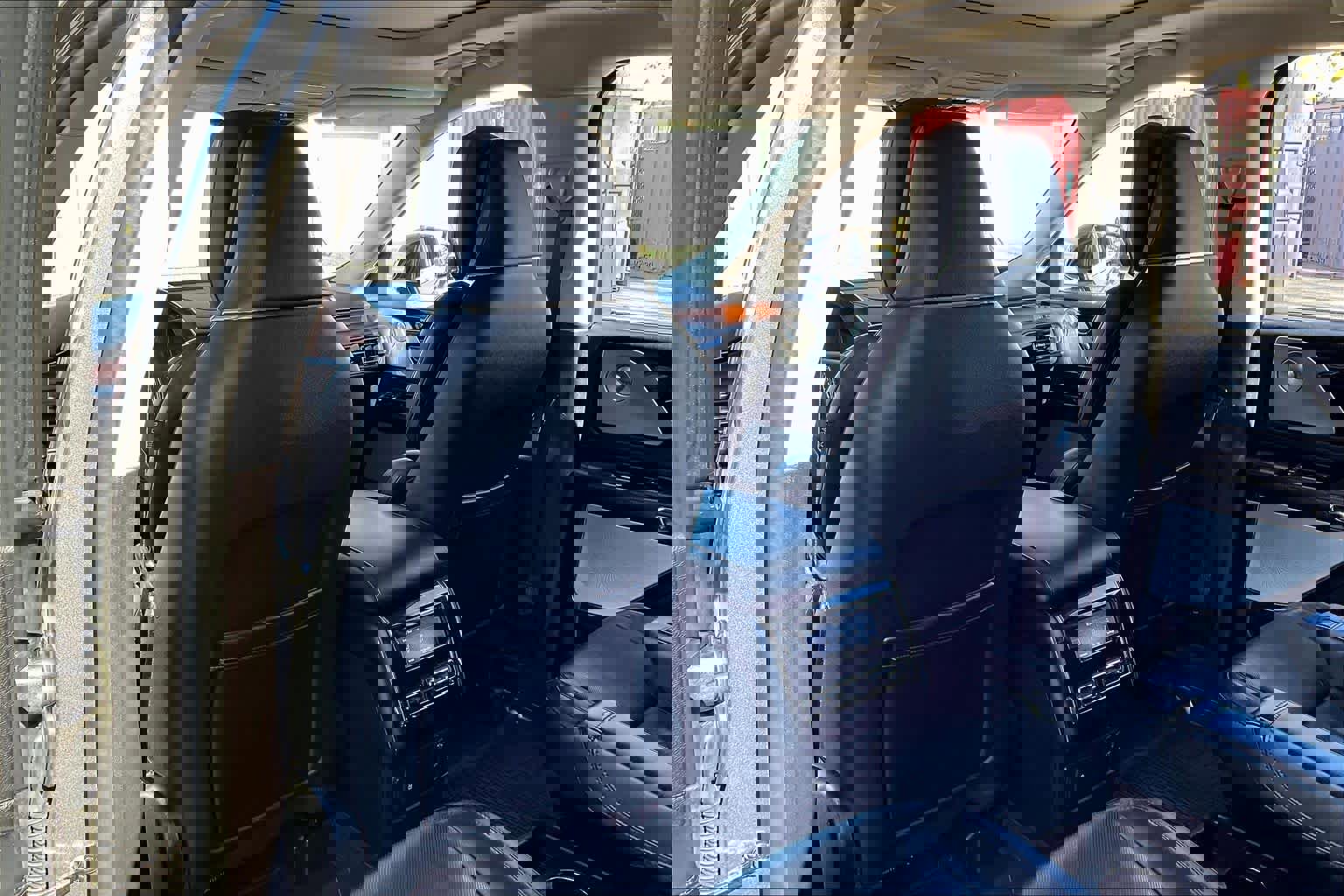 Used 2023 Lincoln Aviator Reserve w/ Equipment Group 201A image 22