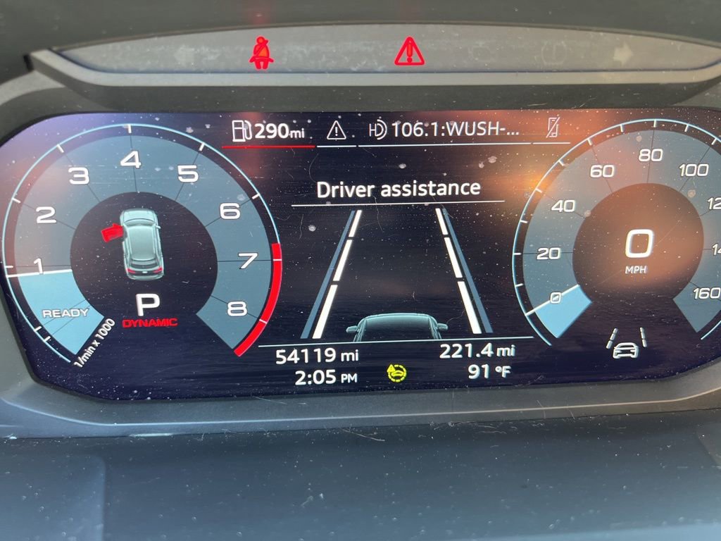 Used 2024 Audi Q3 2.0T Premium image 16