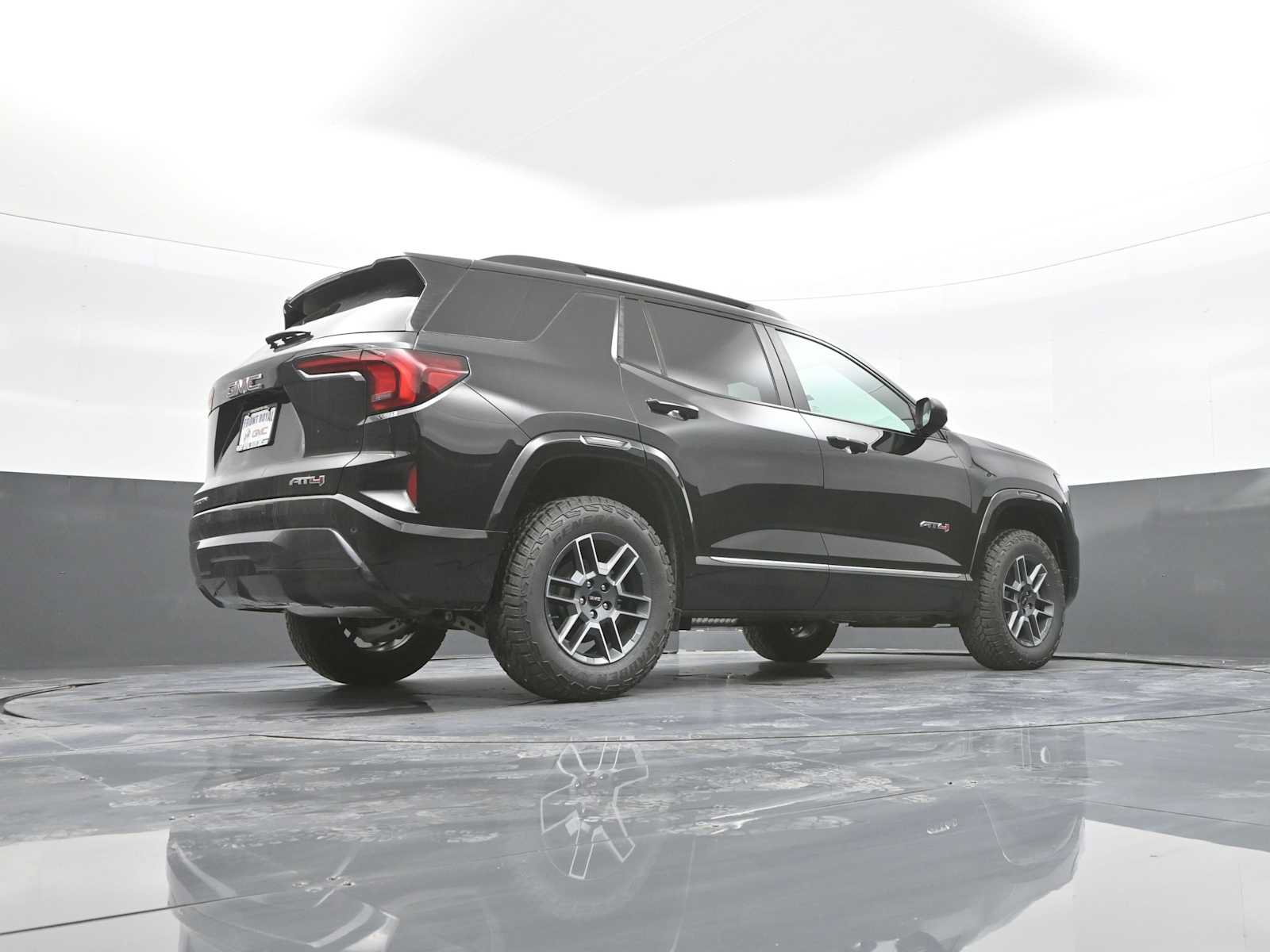 New 2026 GMC Terrain AT4 AWD/4WD image 39