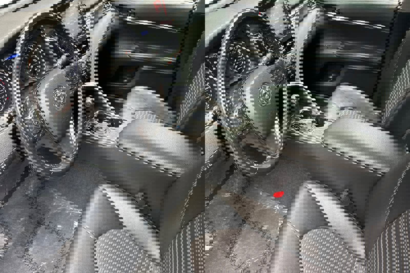 Certified 2022 Toyota Camry SE image 11