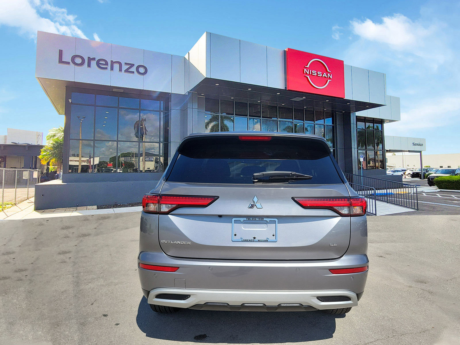 Used 2022 Mitsubishi Outlander SE AWD/4WD image 6