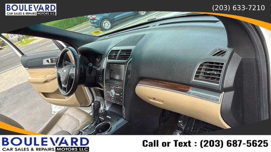 Used 2016 Ford Explorer Limited w/ Equipment Group 303A image 43