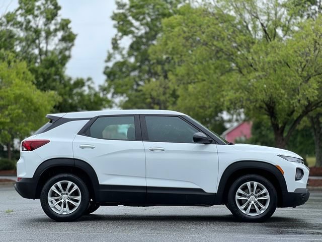 Used 2021 Chevrolet TrailBlazer LS FWD image 4