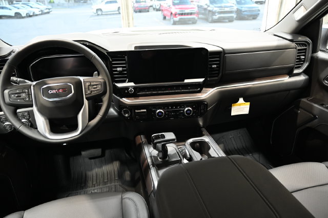 New 2026 GMC Sierra 1500 SLT AWD/4WD image 15