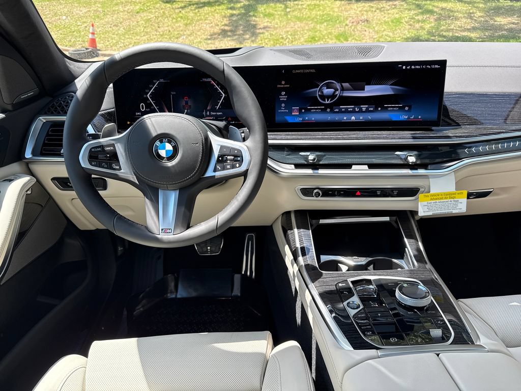 Used 2027 BMW X7 xDrive40i w/ M Sport Package AWD/4WD image 20