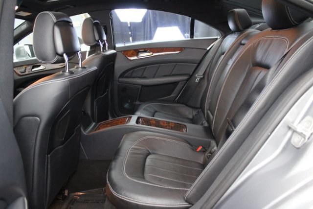 Used 2012 Mercedes-Benz CLS 550 4MATIC image 27