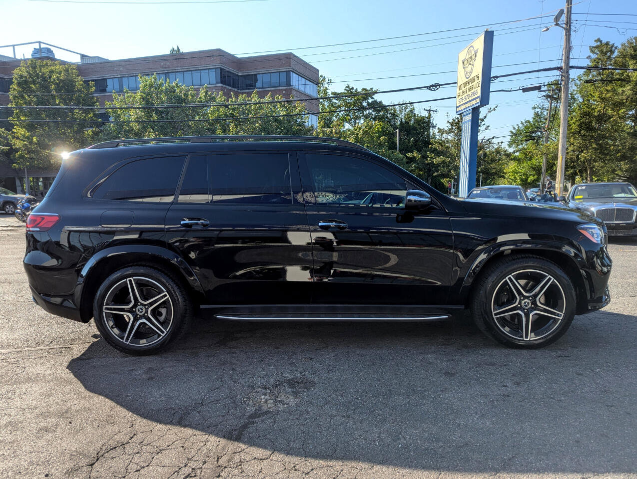 Used 2023 Mercedes-Benz GLS 450 GLS 450 4MATIC SUV image 6