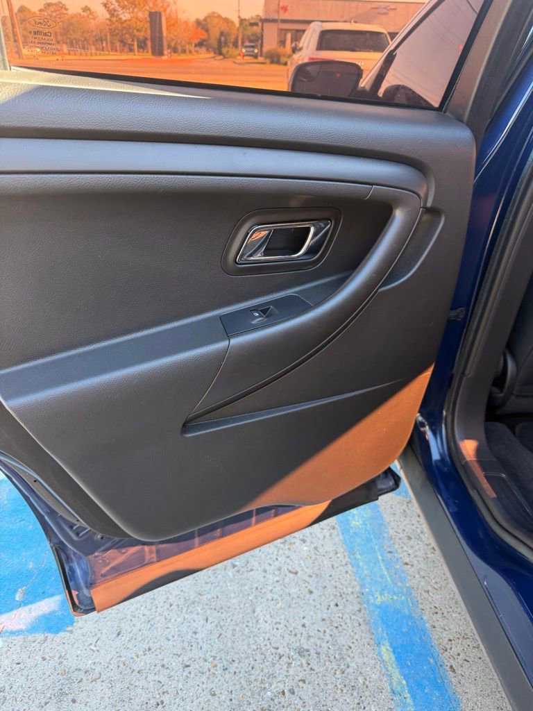 Used 2018 Ford Taurus Police Interceptor image 24