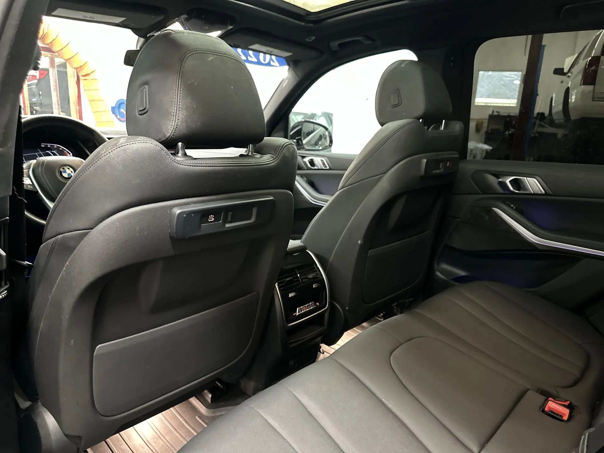 Used 2022 BMW X5 sDrive40i w/ Premium Package RWD image 26