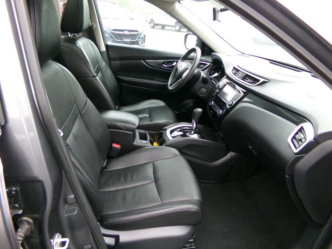 Used 2016 Nissan Rogue SL w/ SL Premium Package AWD/4WD image 42