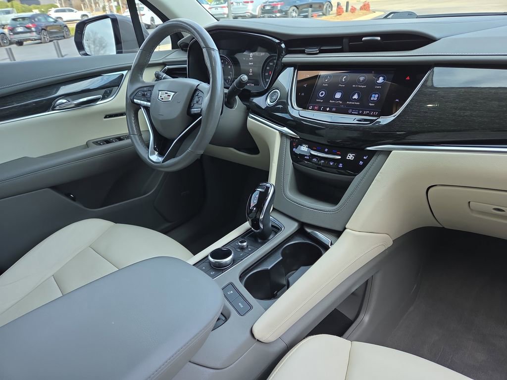 Used 2022 Cadillac XT6 Premium Luxury w/ Technology Package image 19