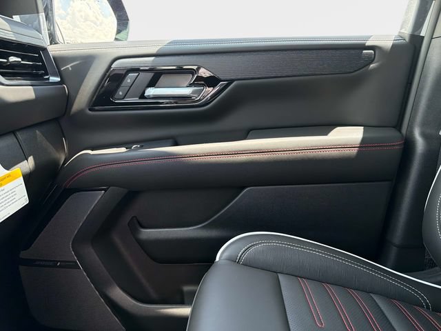 New 2026 GMC Yukon XL AT4 Ultimate AWD/4WD image 22