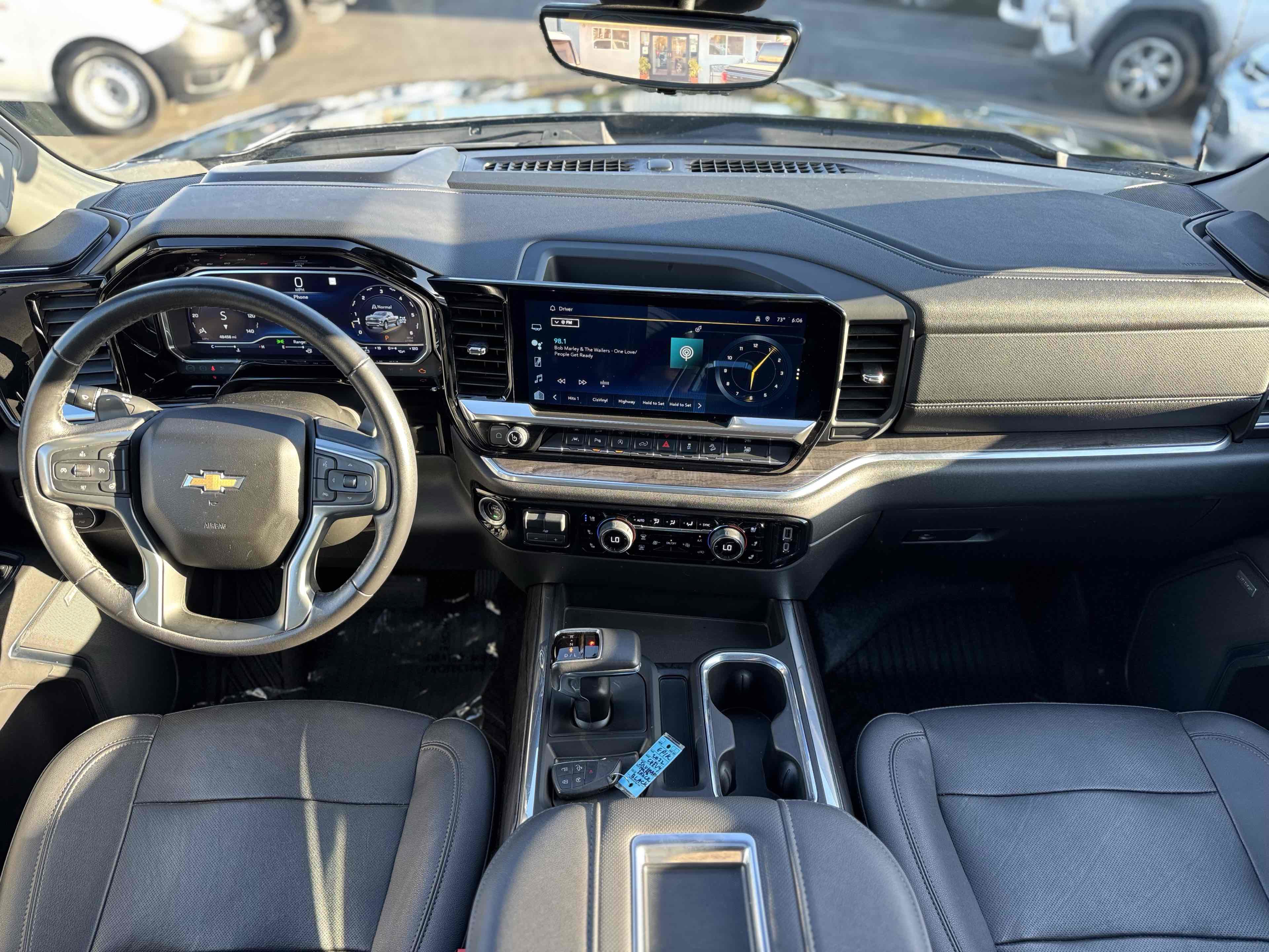 Used 2022 Chevrolet Silverado 1500 LTZ AWD/4WD image 19