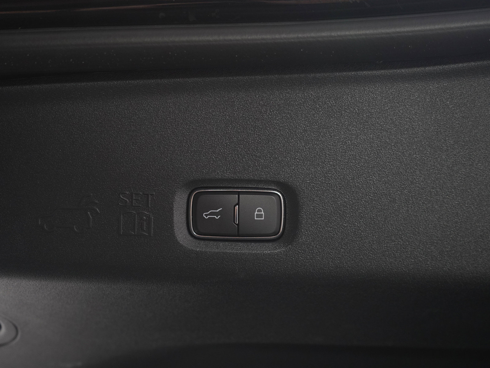 Used 2025 Lincoln Navigator Reserve w/ Jet Appearance Package AWD/4WD image 11