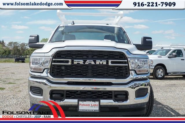 New 2024 RAM 2500 Tradesman w/ Chrome Appearance Group image 2