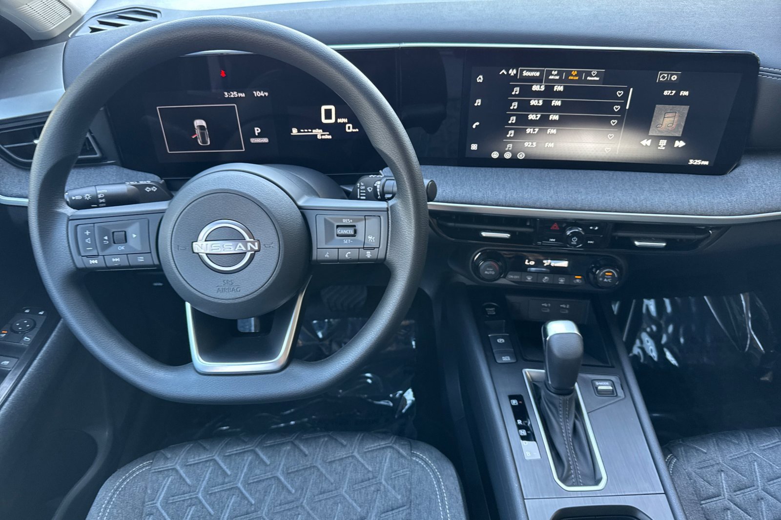 New 2026 Nissan Kicks SV image 16