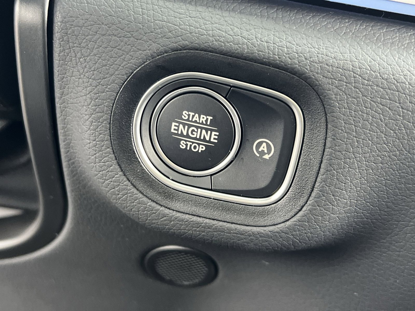 New 2026 Mercedes-Benz GLE 450 4MATIC image 32