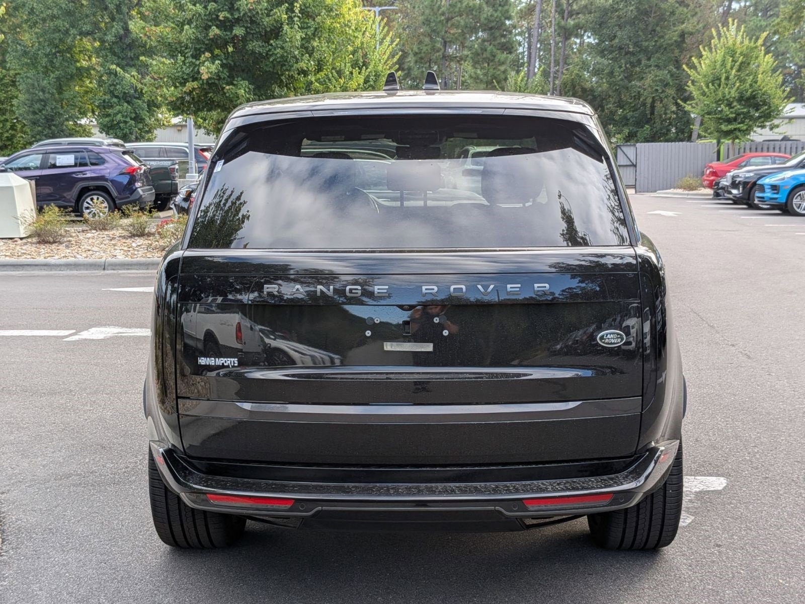 Used 2023 Land Rover Range Rover SE image 4