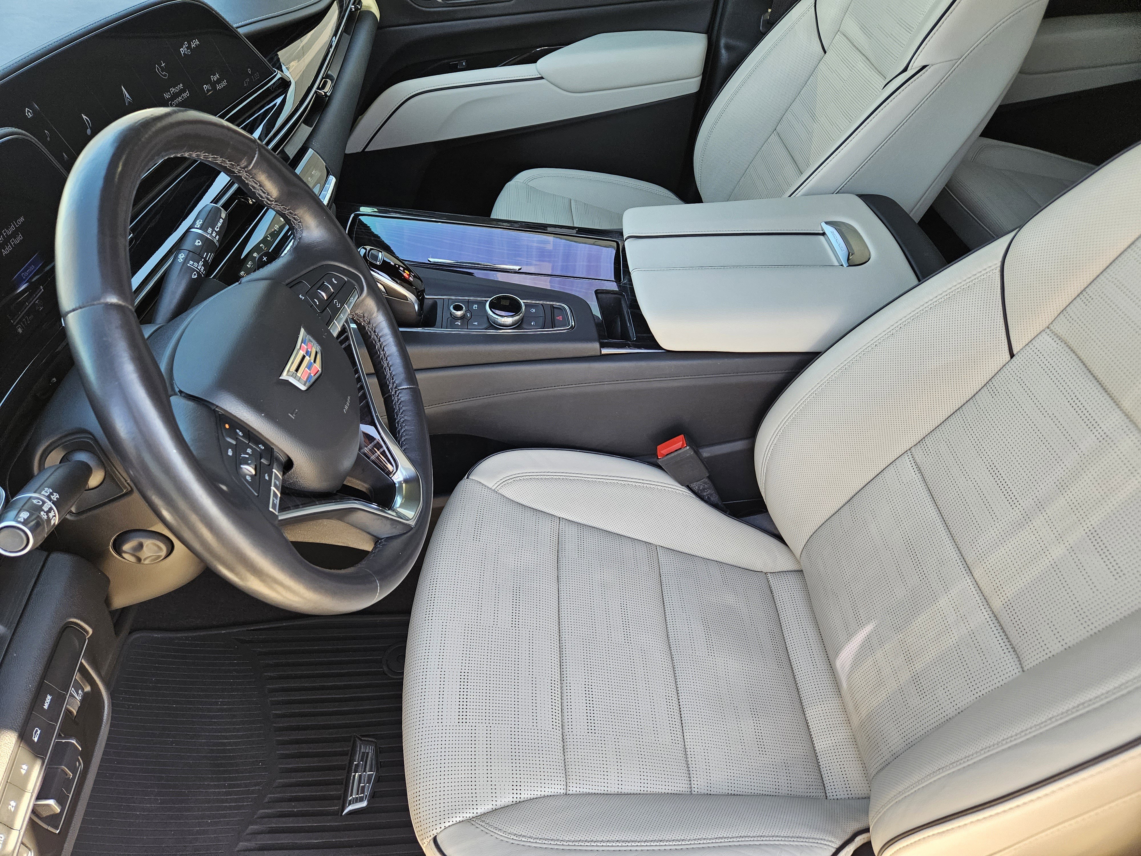 Used 2022 Cadillac Escalade ESV Sport image 13