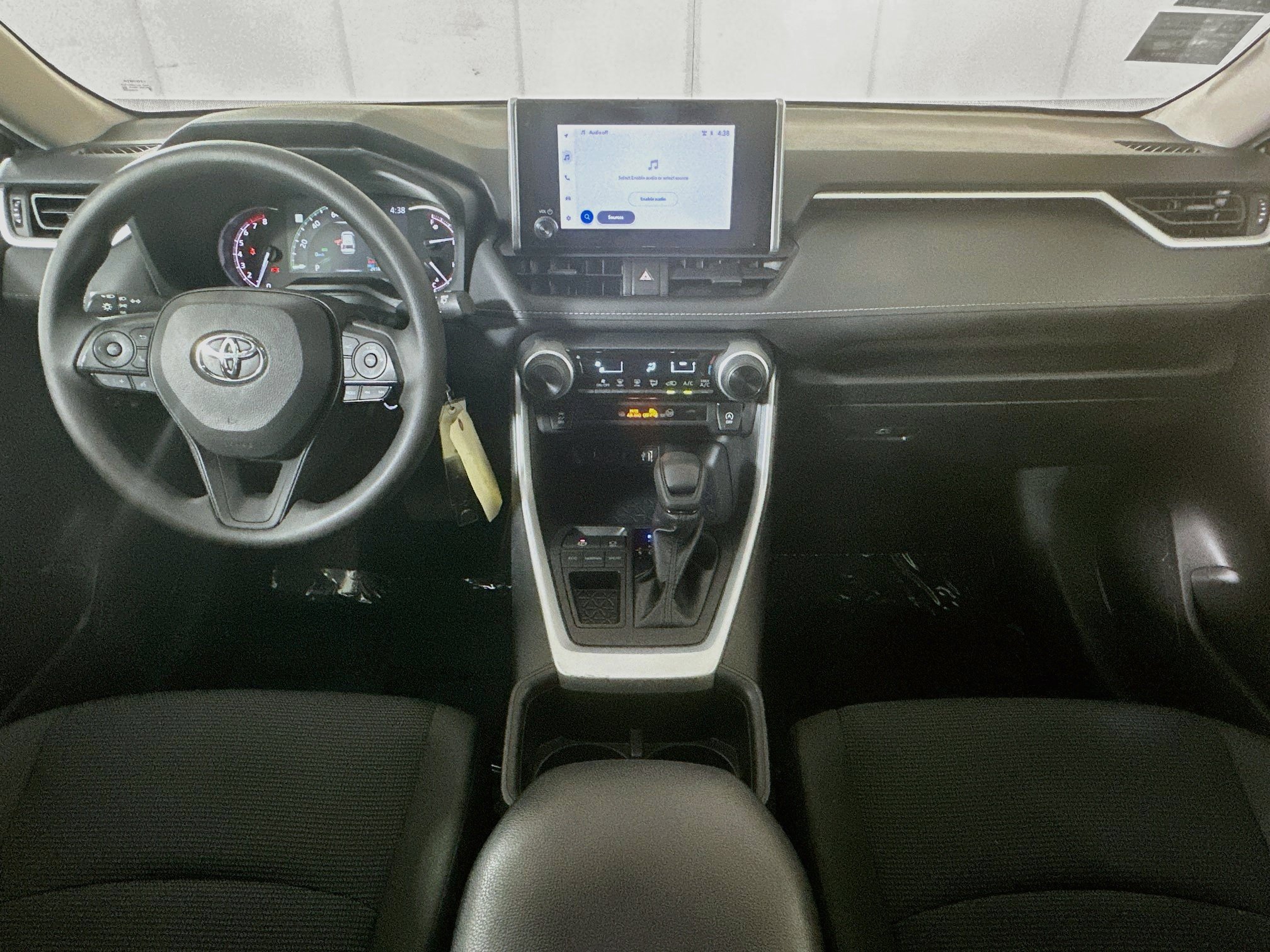 Used 2024 Toyota RAV4 LE FWD image 26