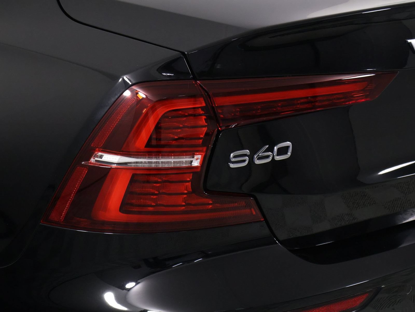 Certified 2023 Volvo S60 B5 Core w/ Climate Package FWD image 18