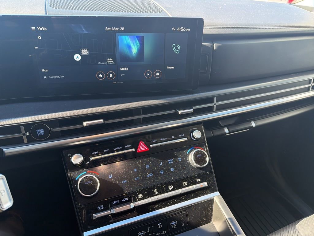 Used 2025 Hyundai Santa Fe XRT image 12