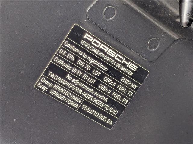 Used 2022 Porsche Macan image 26