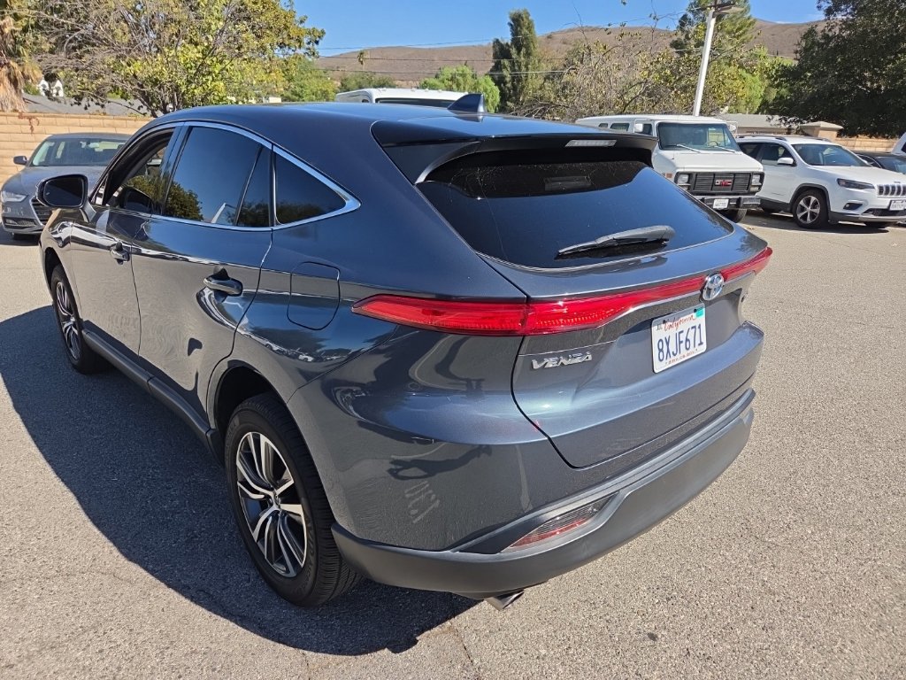Used 2021 Toyota Venza LE w/ Carpet Mat Package (TMS) AWD/4WD image 3