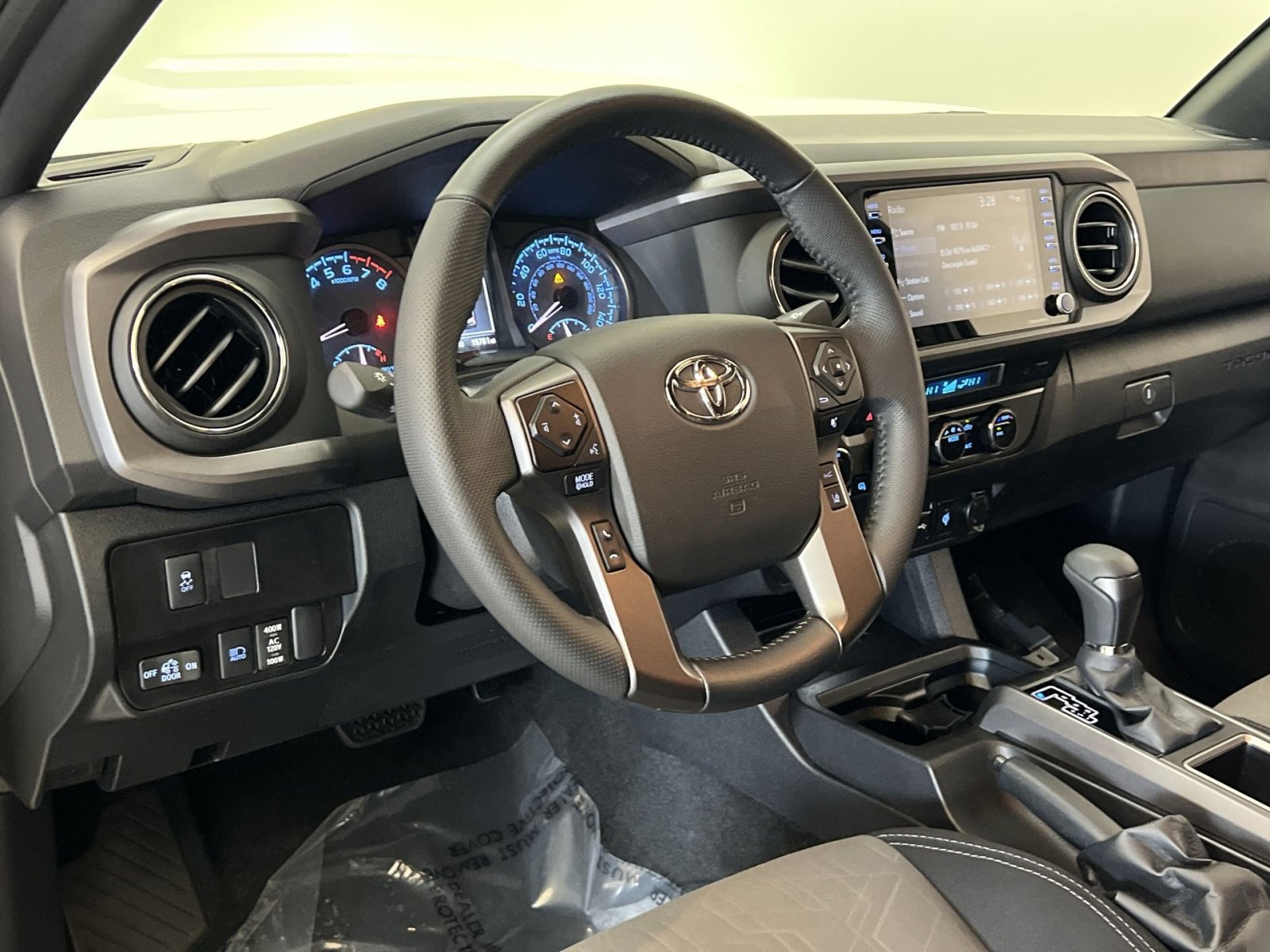 Used 2023 Toyota Tacoma TRD Sport image 14