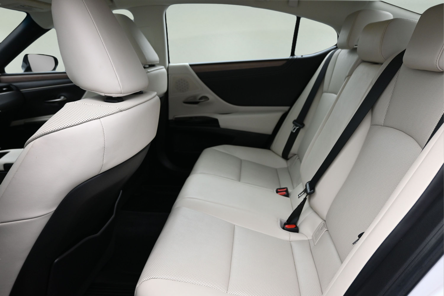 Used 2023 Lexus ES 250 w/ Premium Package AWD/4WD image 19