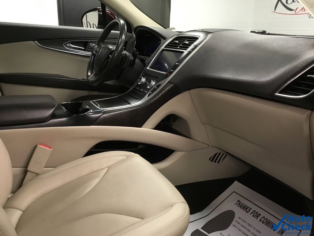 Used 2020 Lincoln Nautilus Reserve image 34