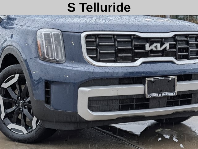 Used 2024 Kia Telluride S w/ S Sunroof Package FWD image 3