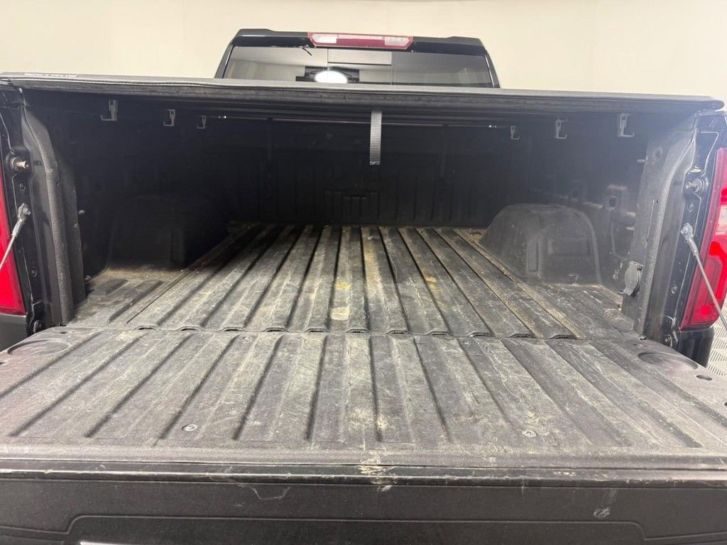 Used 2021 Chevrolet Silverado 1500 LT Trail Boss w/ Convenience Package II image 9