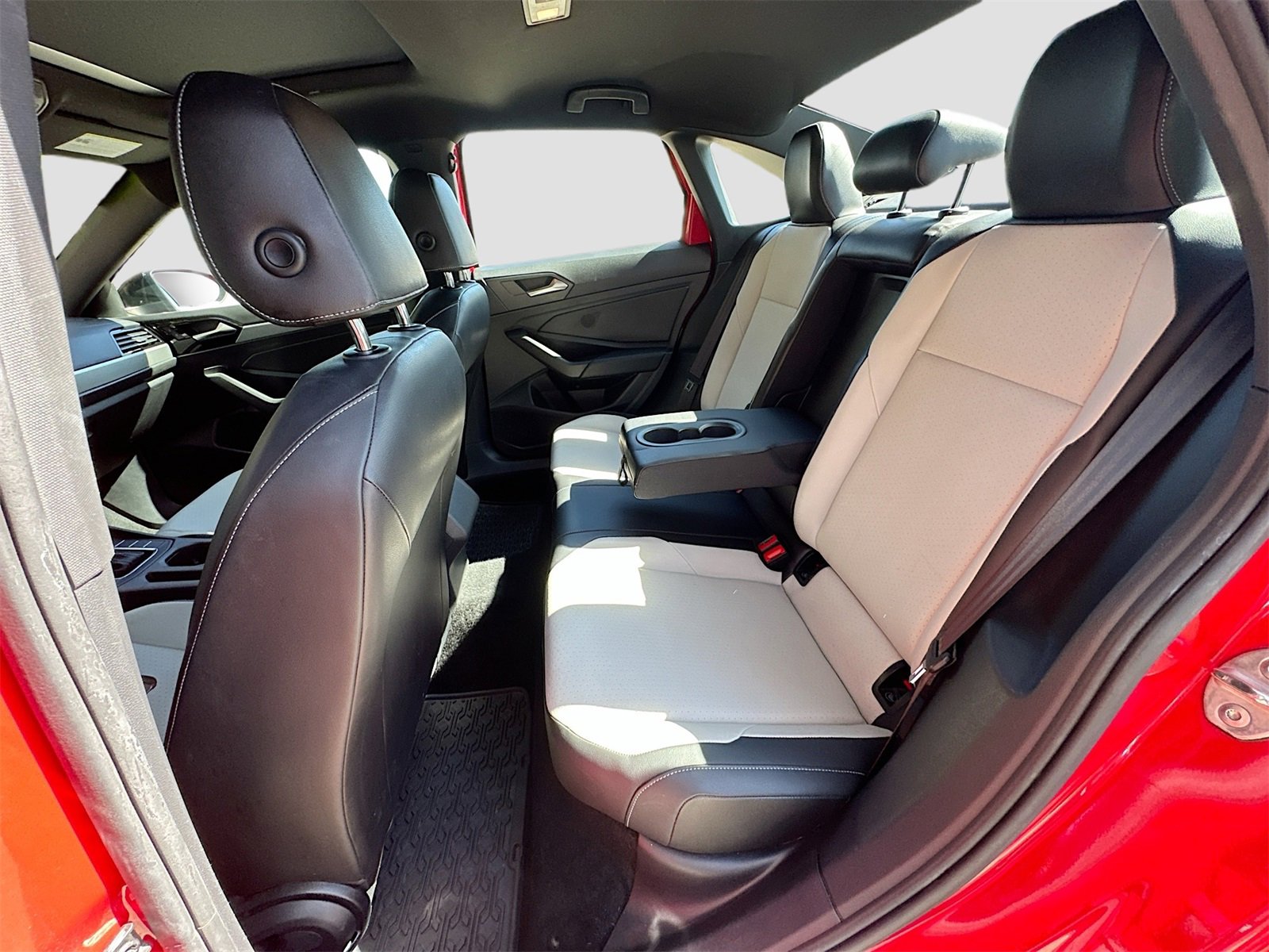 Used 2019 Volkswagen Jetta R-Line image 24