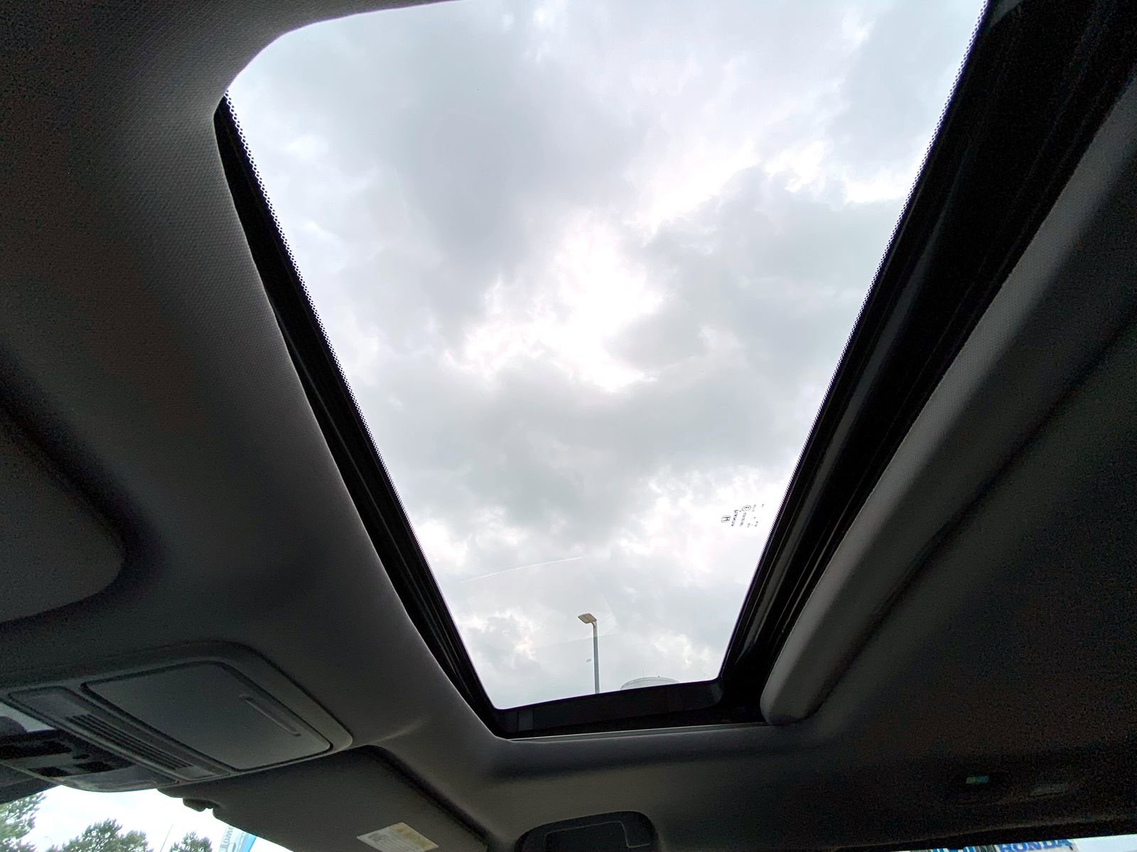 Used 2019 Honda Odyssey EX-L image 24