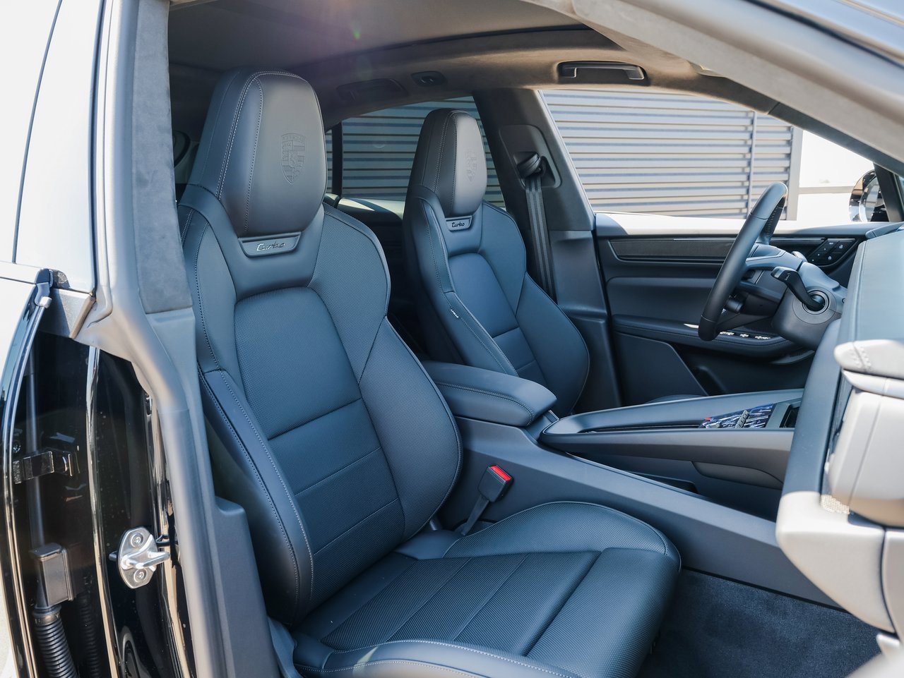 New 2025 Porsche Macan Turbo Electric image 26