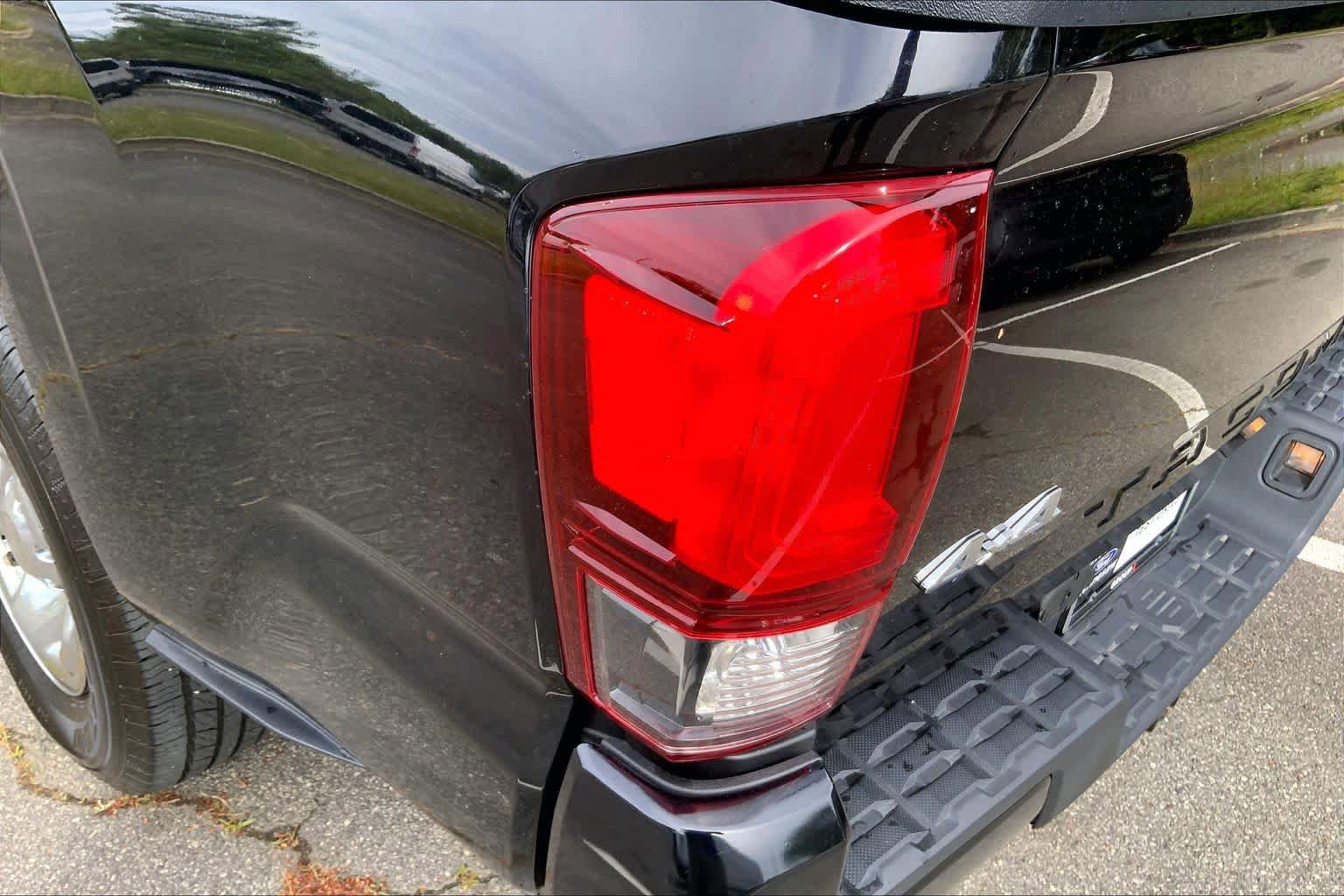Used 2021 Toyota Tacoma SR AWD/4WD image 27