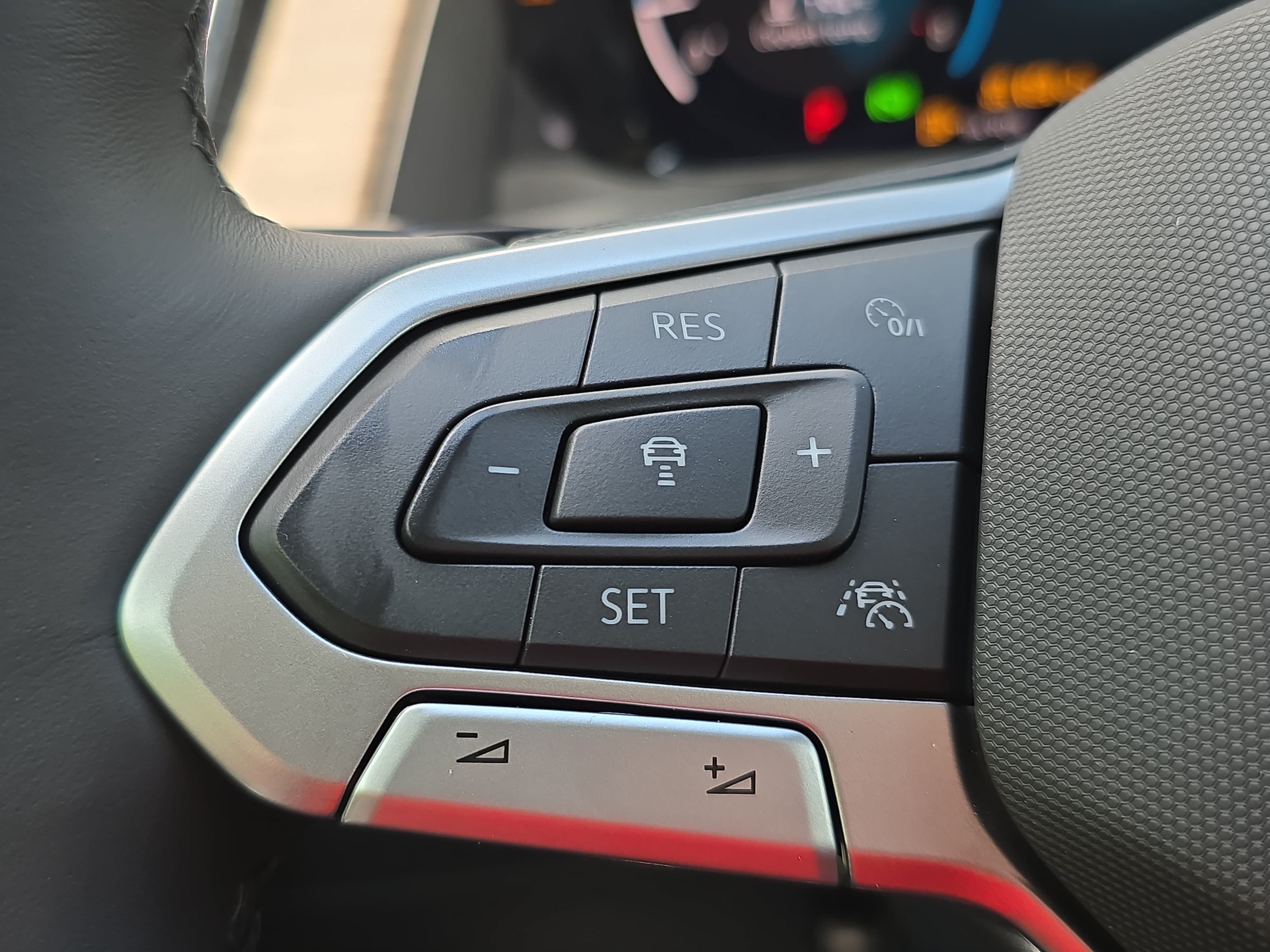 New 2026 Volkswagen Atlas SEL Premium R-Line AWD/4WD image 18