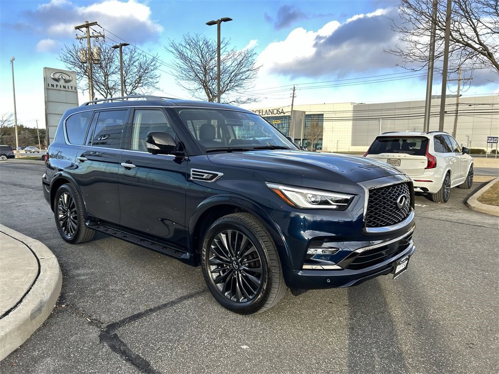 Certified 2023 INFINITI QX80 Premium Select w/ Cargo Package image 2