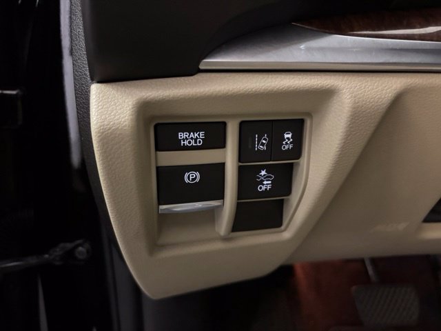 Certified 2017 Acura MDX w/ Technology Package FWD image 29