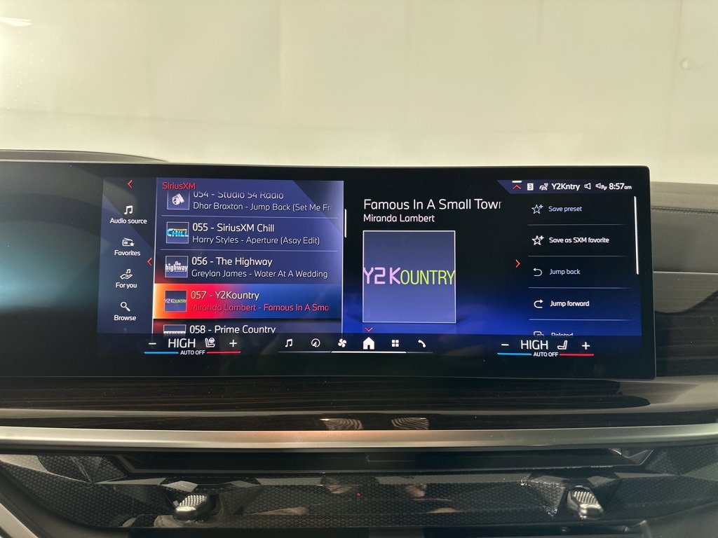 New 2026 BMW X5 xDrive50e w/ Premium Package image 15