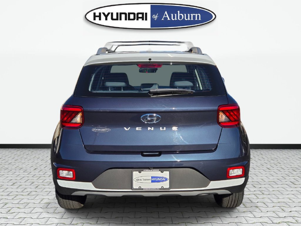 Certified 2024 Hyundai Venue Limited FWD image 6