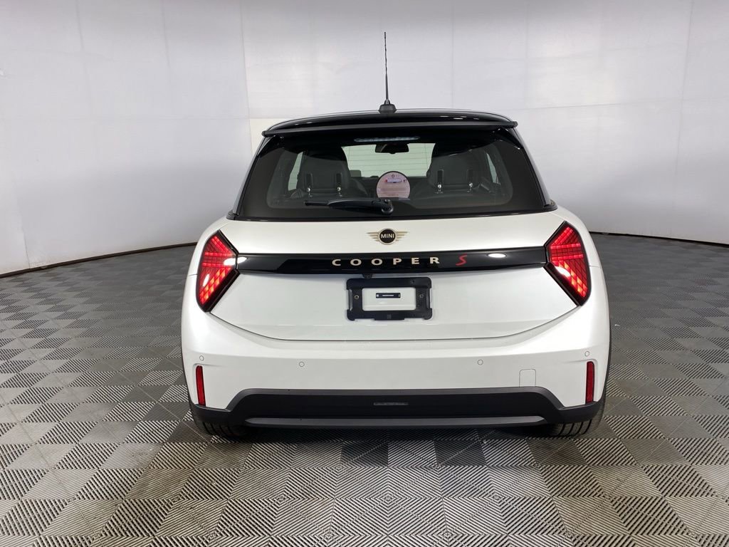 New 2026 MINI Cooper S image 19