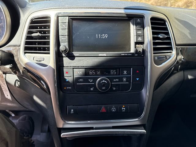 Used 2013 Jeep Grand Cherokee Laredo image 24