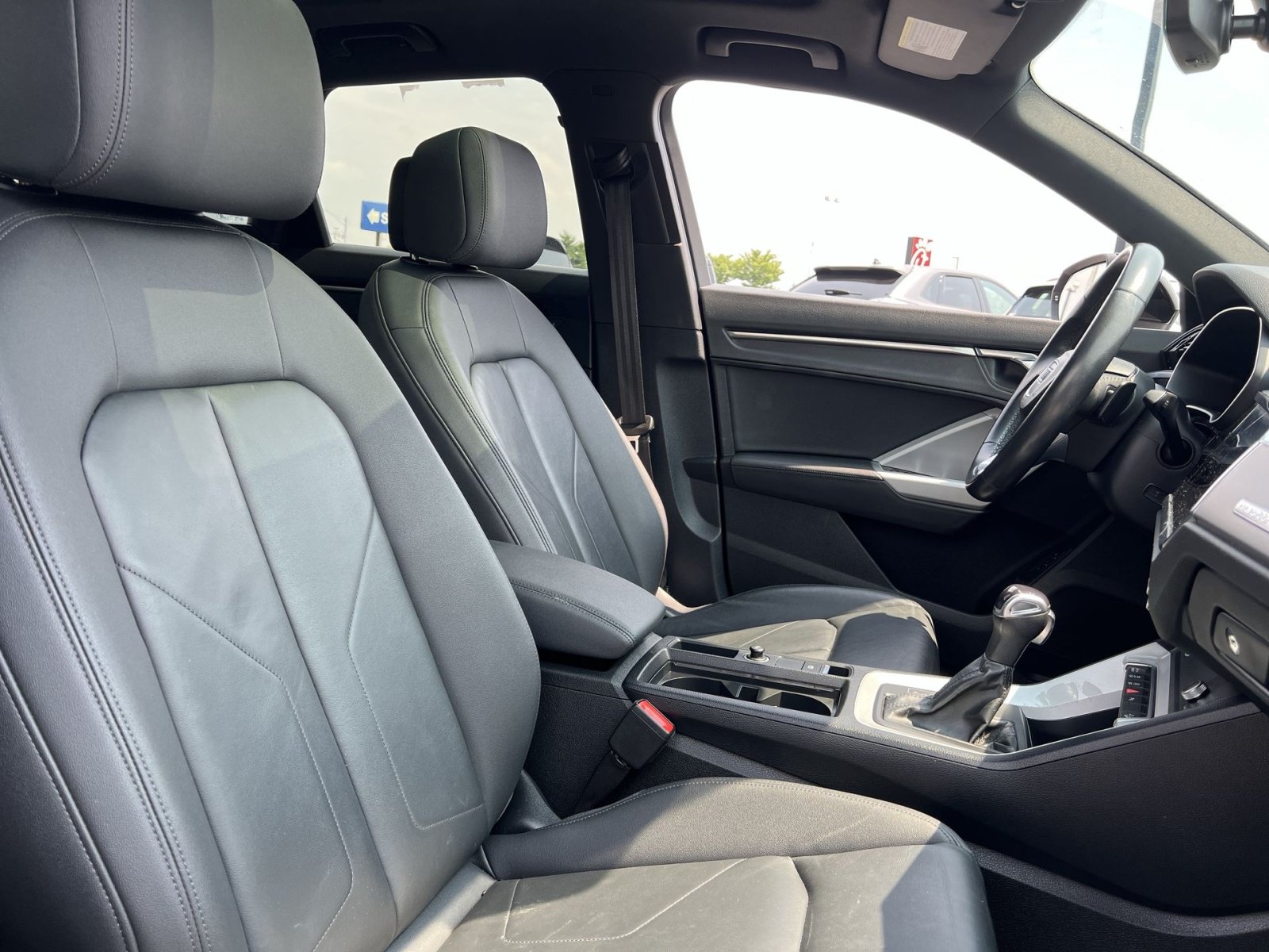 Used 2023 Audi Q3 2.0T Premium AWD/4WD image 26